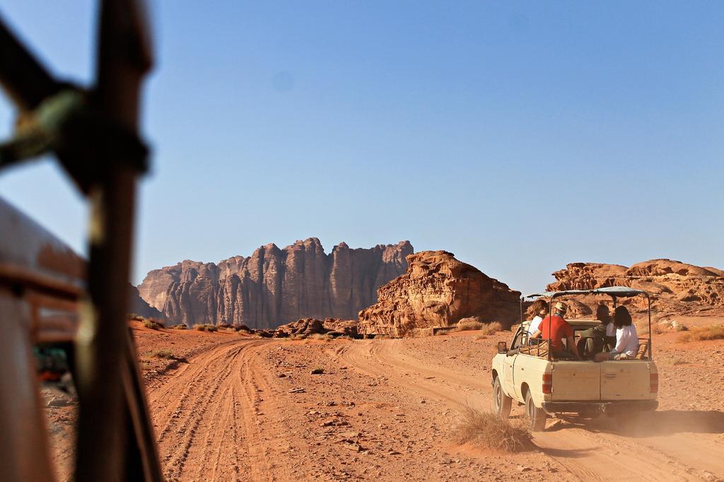 Wadi Rum Protected Area Camp Luaran gambar