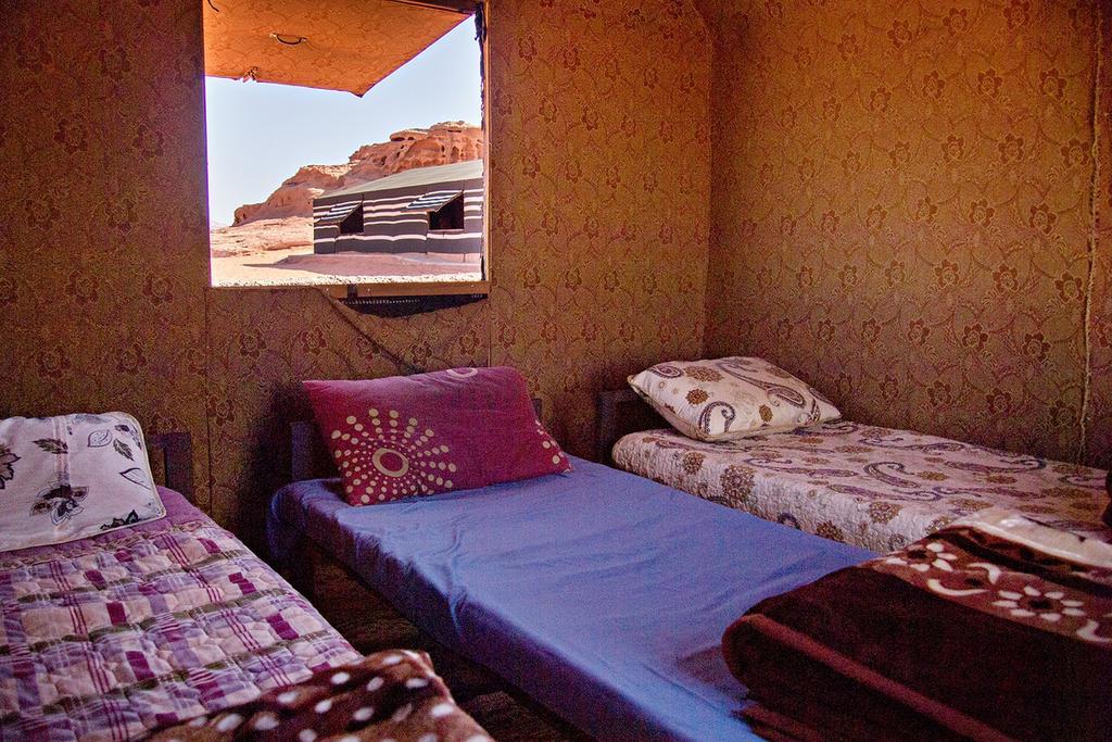 Wadi Rum Protected Area Camp Luaran gambar